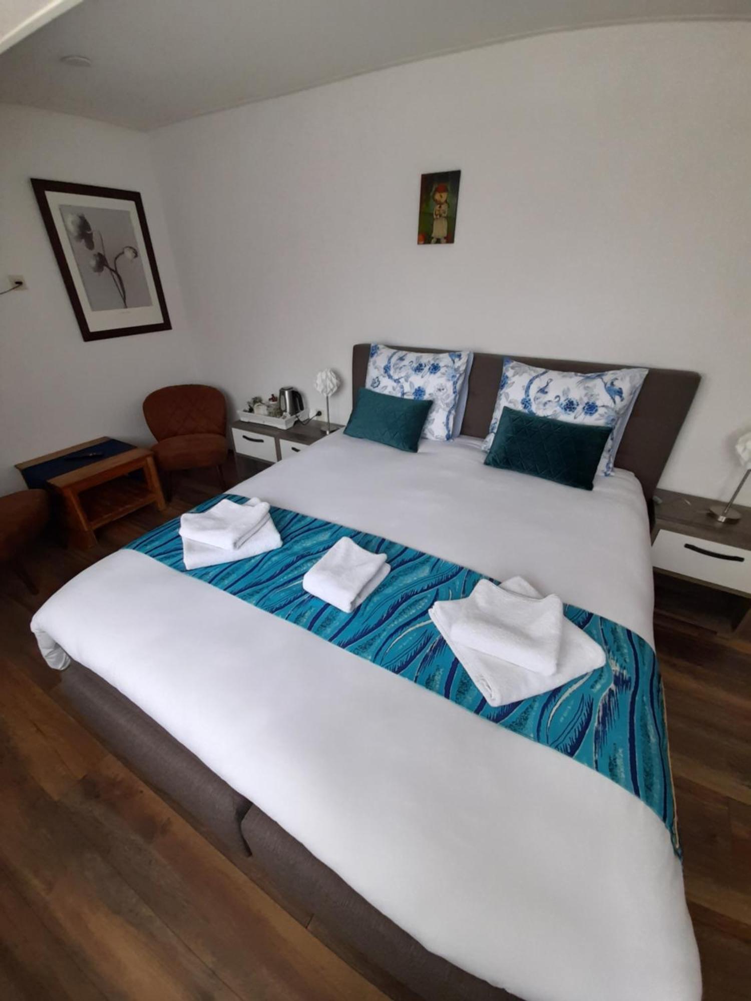 Hotel Bed & Breakfast De Poffert Borger Exterior photo